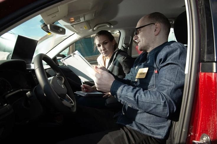 Reliable Driving School in London | SM Driving School